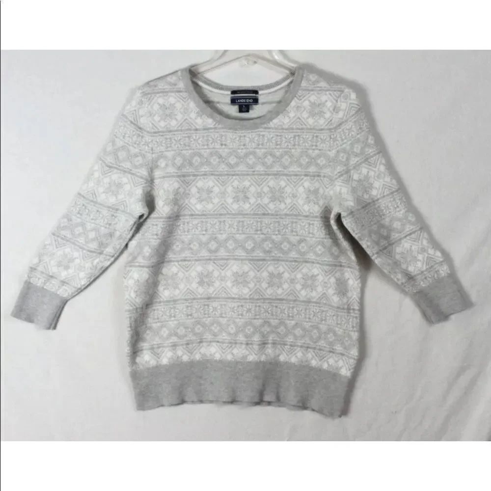 ✨Lands’End Snowflake Sweater✨  - Picture 2 of 8